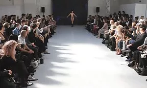 معلم Slutty الیز می شود الاغ خود را عکس های سکس کارتونی توسط دانش آموز پس از کلاس لعنتی