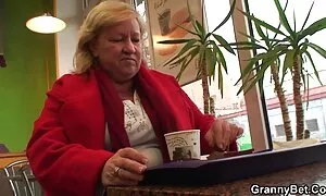MILF مشهور جهان سارا عکس های سکسی مخفیانه جی یک خروس بزرگ سیاه منفجر شد!